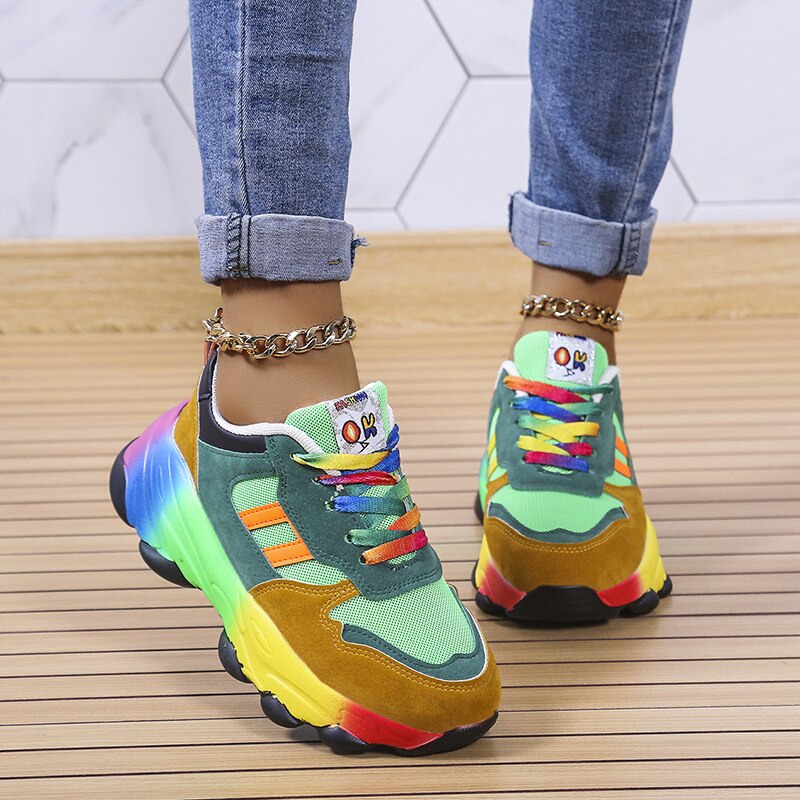 Orthopädische Regenbogen-Sneaker